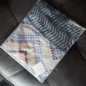 Globetrotter Modal Silk Rectangle Tassle Scarf